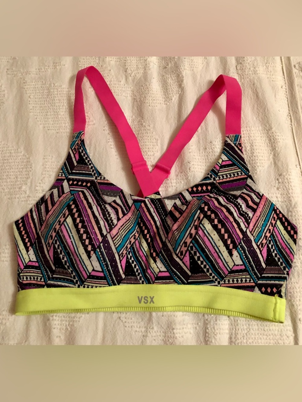 Victoria's Secret VSX Lightweight Sports Bra, Size 34B